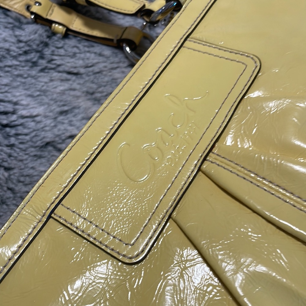 Y2K Pale Yellow Coach Bag - Picture 4 of 16